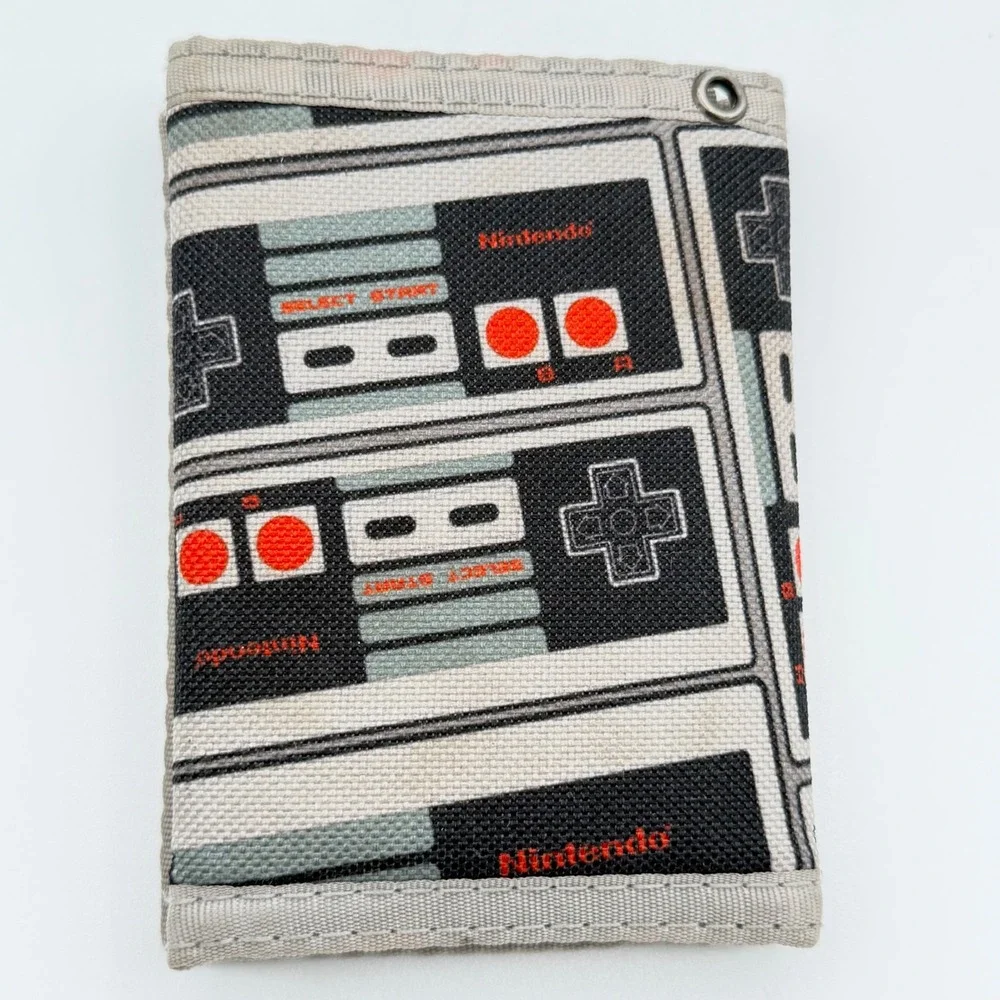 Nintendo NES Controller Canvas Trifold‎ Wallet Retro Gaming Gray Black Red